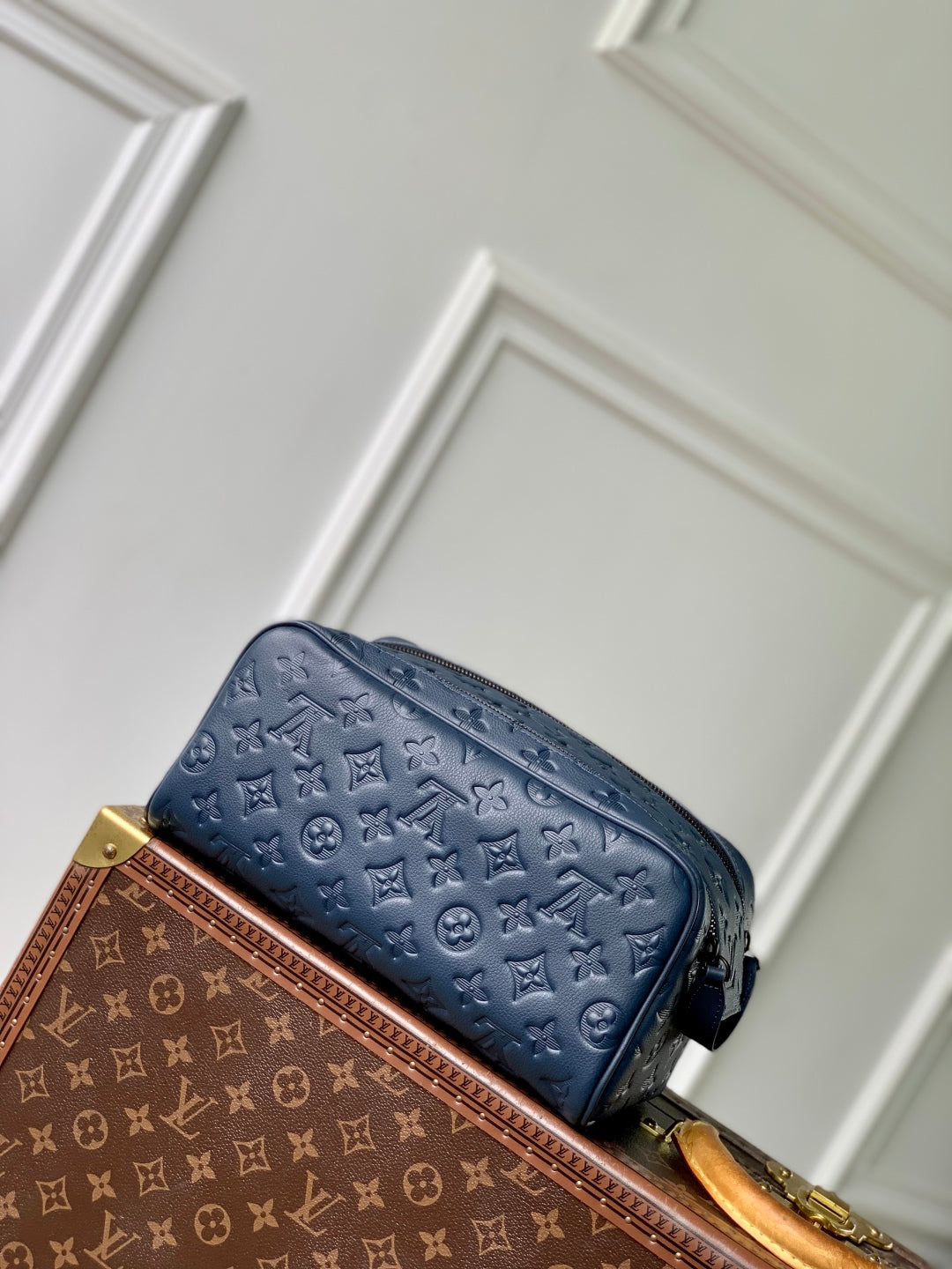 DOPP KIT 28 IN DARK BLUE MONOGRAM SHADOW CALFSKIN