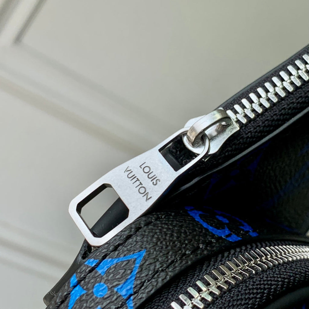 AVENUE SLINGBAG 18 IN BLACK MONOGRAM ECLIPSE CANVAS MULTICOLOR GRADIANT LOGO