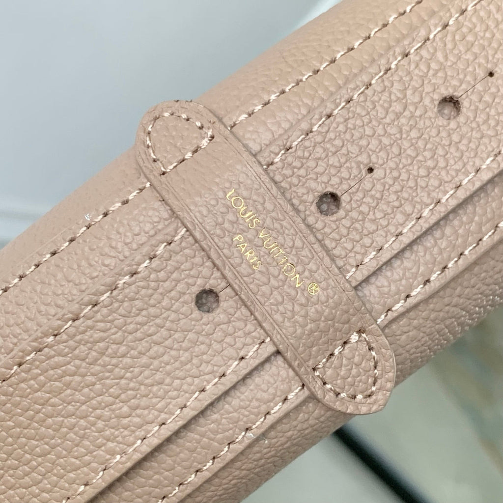 LOW KEY COOKIE MM 32 IN WALNUT BROWN CALFSKIN BROWN MONOGRAM TAG