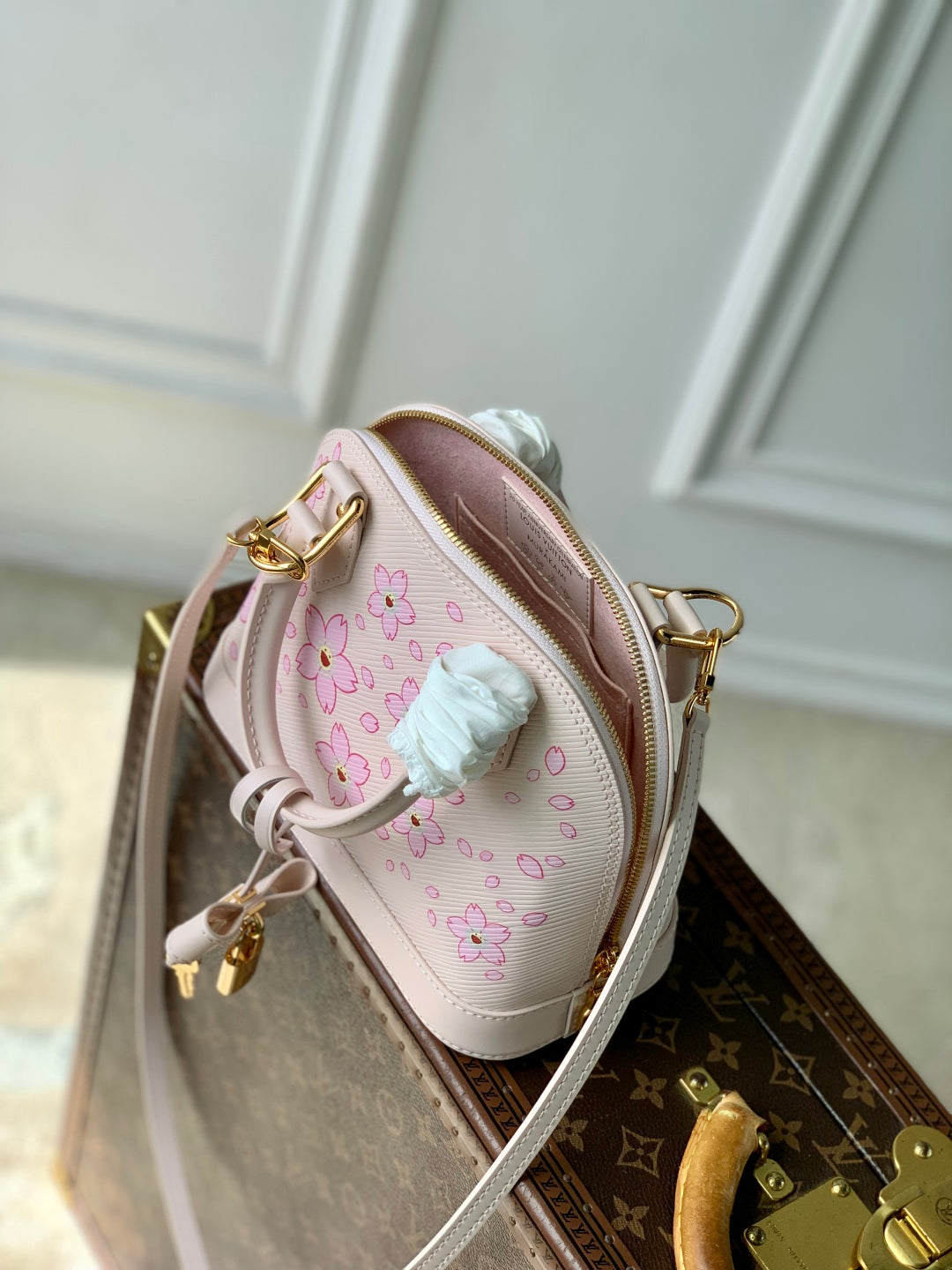 ALMA BB TAKASHI MURAKAMI 23.5 IN PINK CHEEKY CHERRY BLOSSOM EPI CALFSKIN