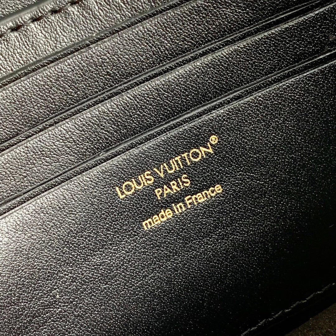 WALLET ON CHAIN BLOOM 20 IN BLACK CALFSKIN