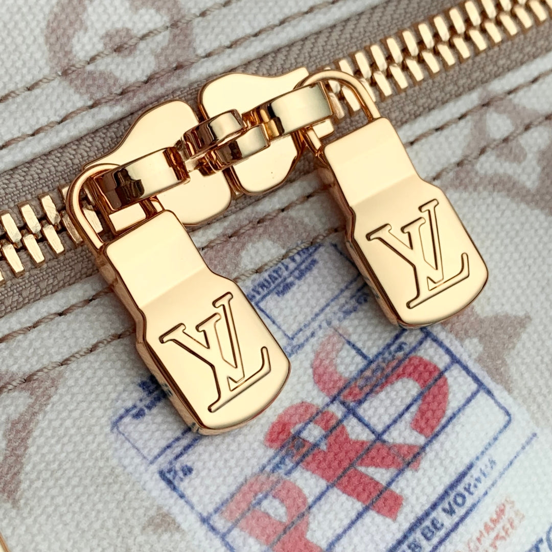 KEEPALL BANDOULIÈRE 45 IN WHITE MONOGRAM DUNE CANVAS AND CALFSKIN