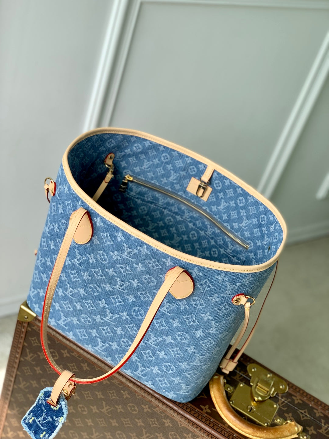 NEVERFULL MM 31 IN DENIM BLUE MONOGRAM COWHIDE LEATHER TRIM