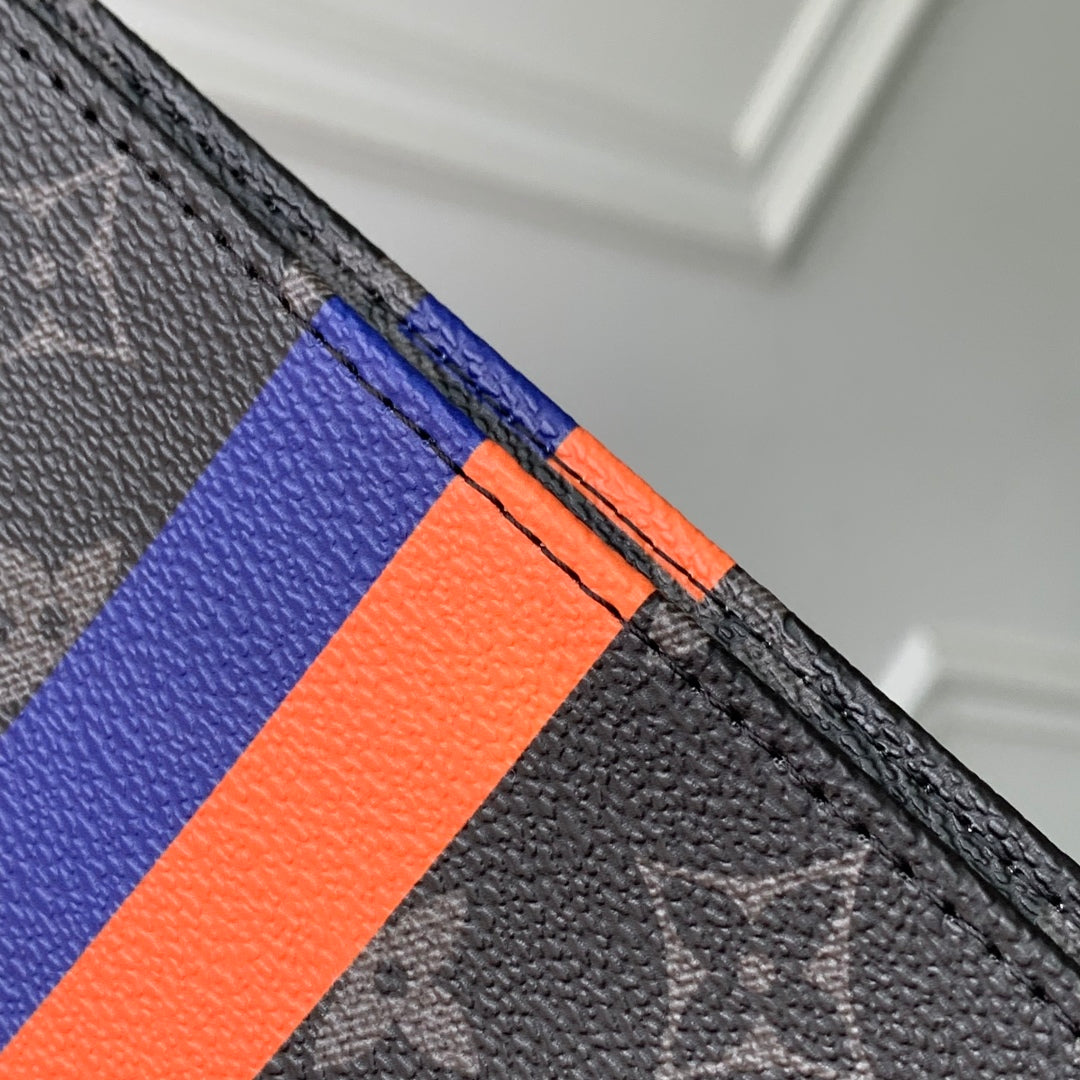 RIO TOILET POUCH 25 IN BLACK CANVAS MONOGRAM SILVER LOCK