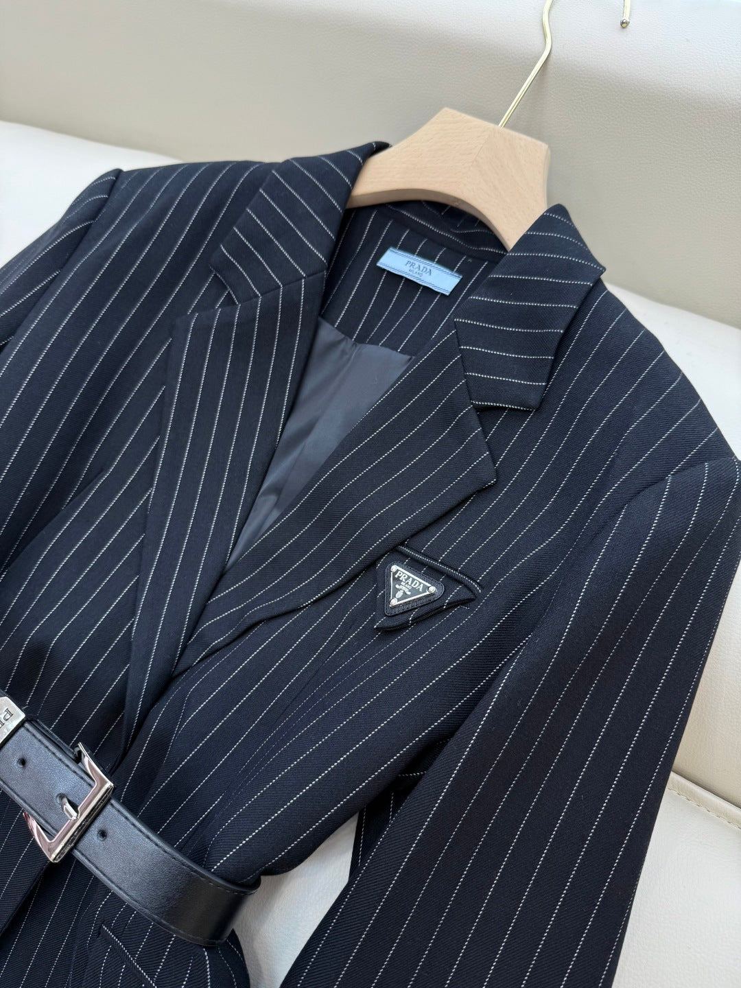 PRADA 25S BLAZER 552