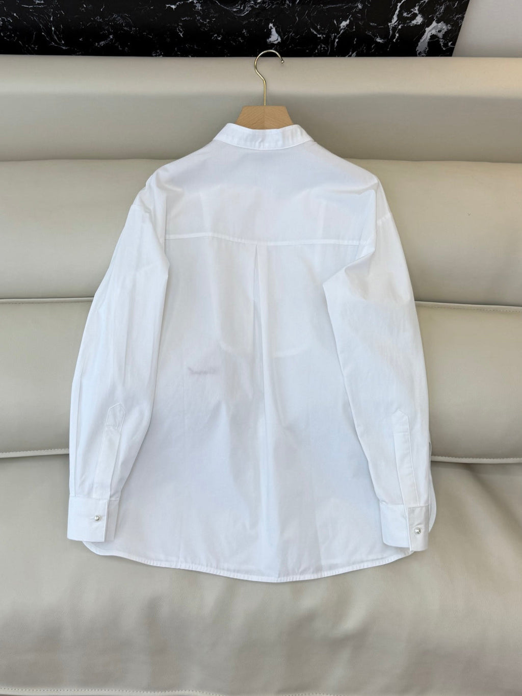 CHANEL 25S LONG-SLEEVE SHIRT 493