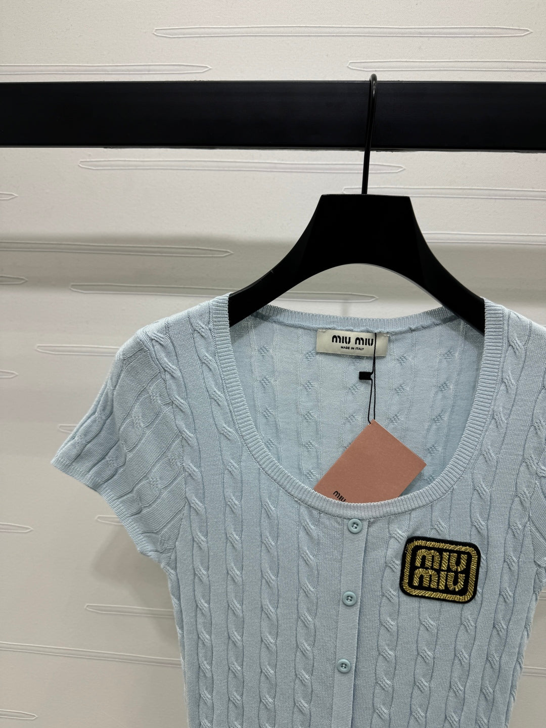 MIUMIU U-NECK KNITTED SHORT-SLEEVE TOP LIGHT BLUE 274948