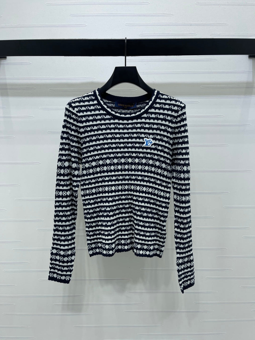 LV 25S SWEATER 0020
