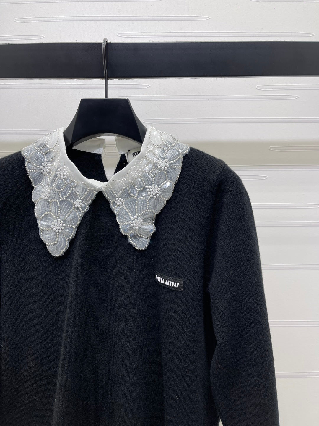 MIUMIU LACE-COLLAR SWEATER STYLE 816