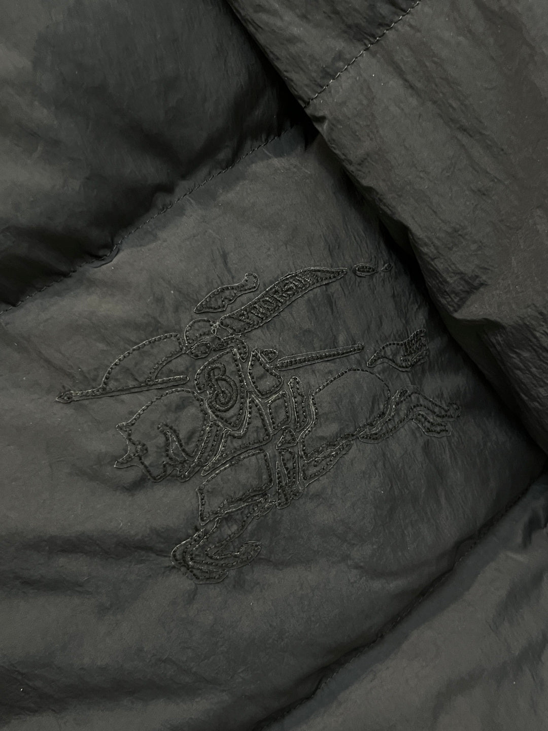 BURBERRY 25S REVERSIBLE DOWN JACKET 256