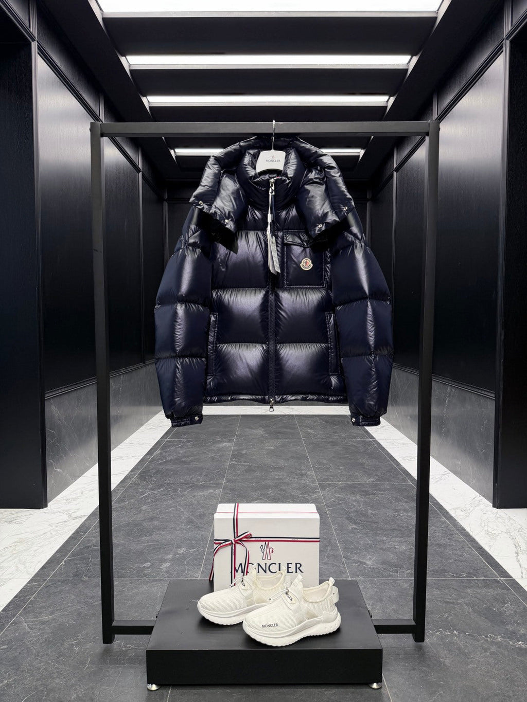 MONCLER JACKET STYLE 186