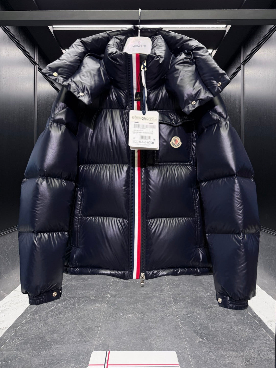 MONCLER JACKET STYLE 186
