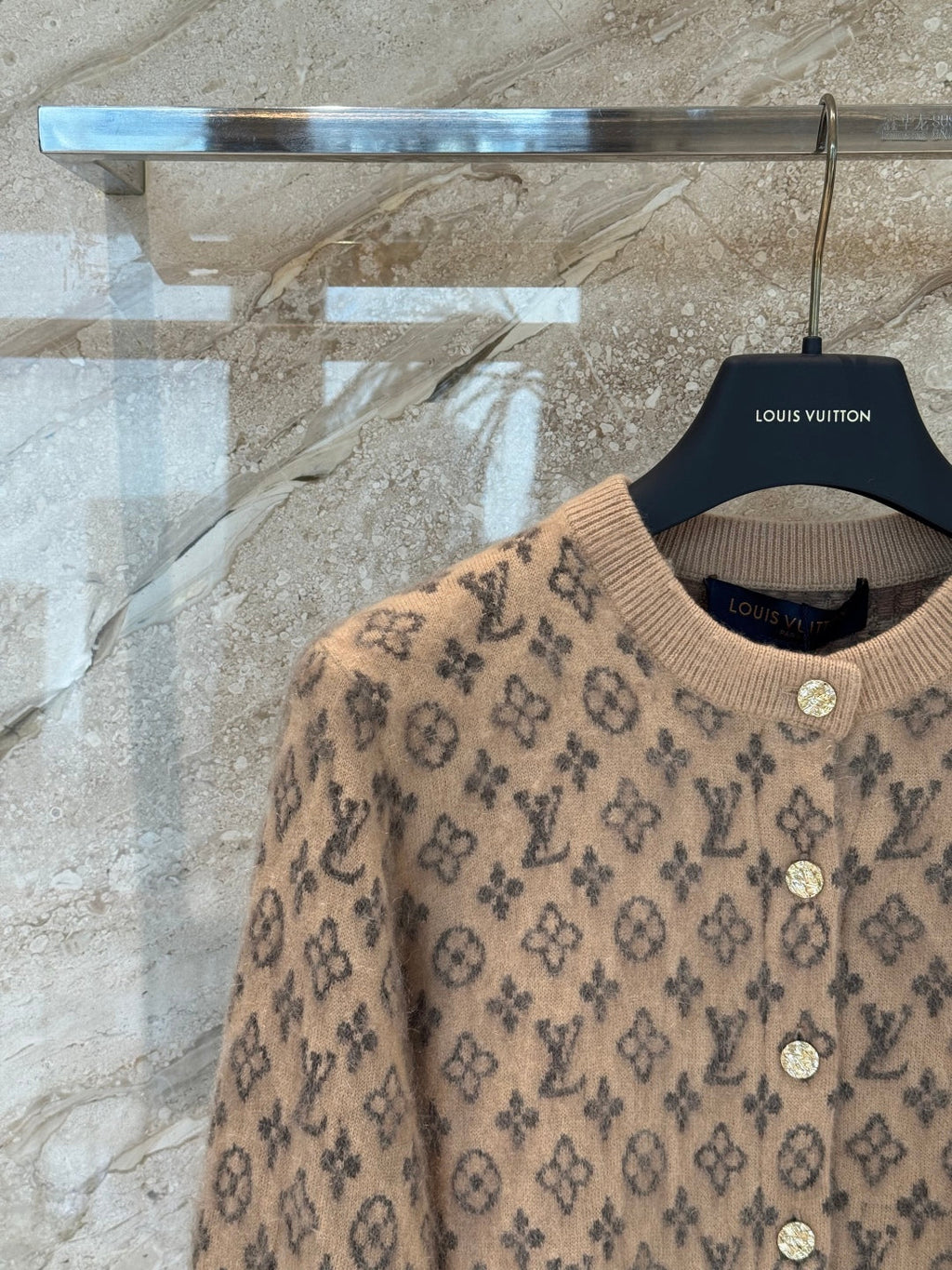 LV 25S CARDIGAN 0005