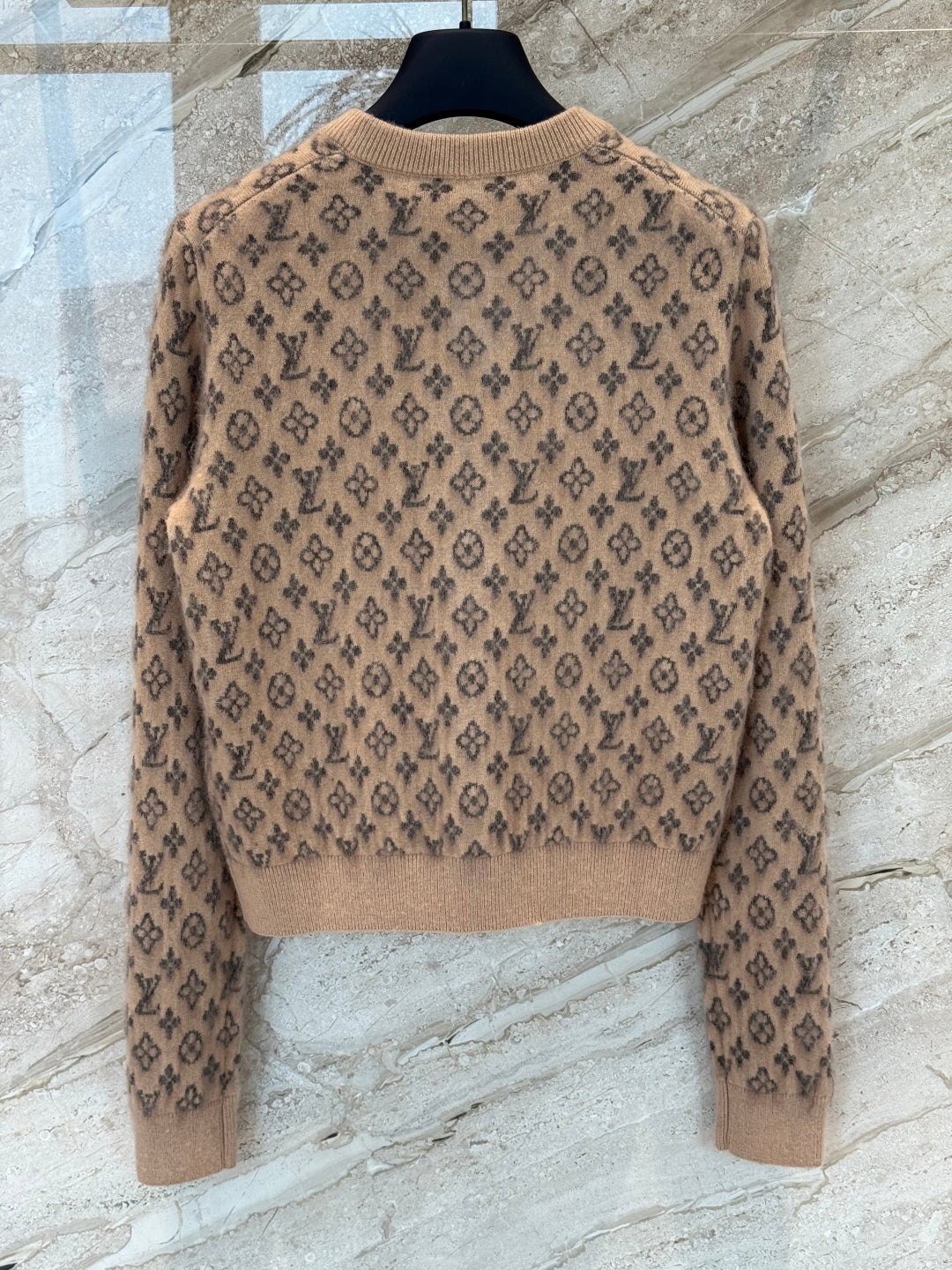 LV 25S CARDIGAN 0005