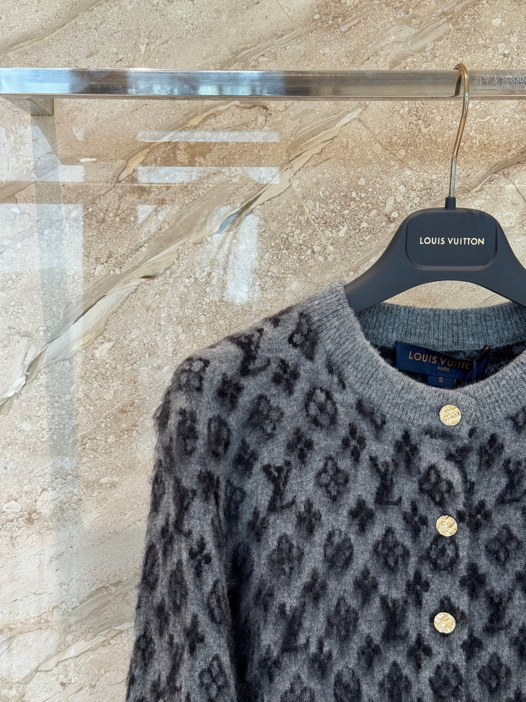 LV 25S CARDIGAN 0004