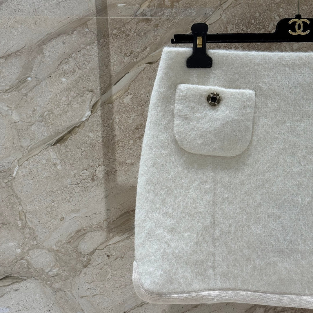 CHANEL 25S KNIT MIDI SKIRT 532