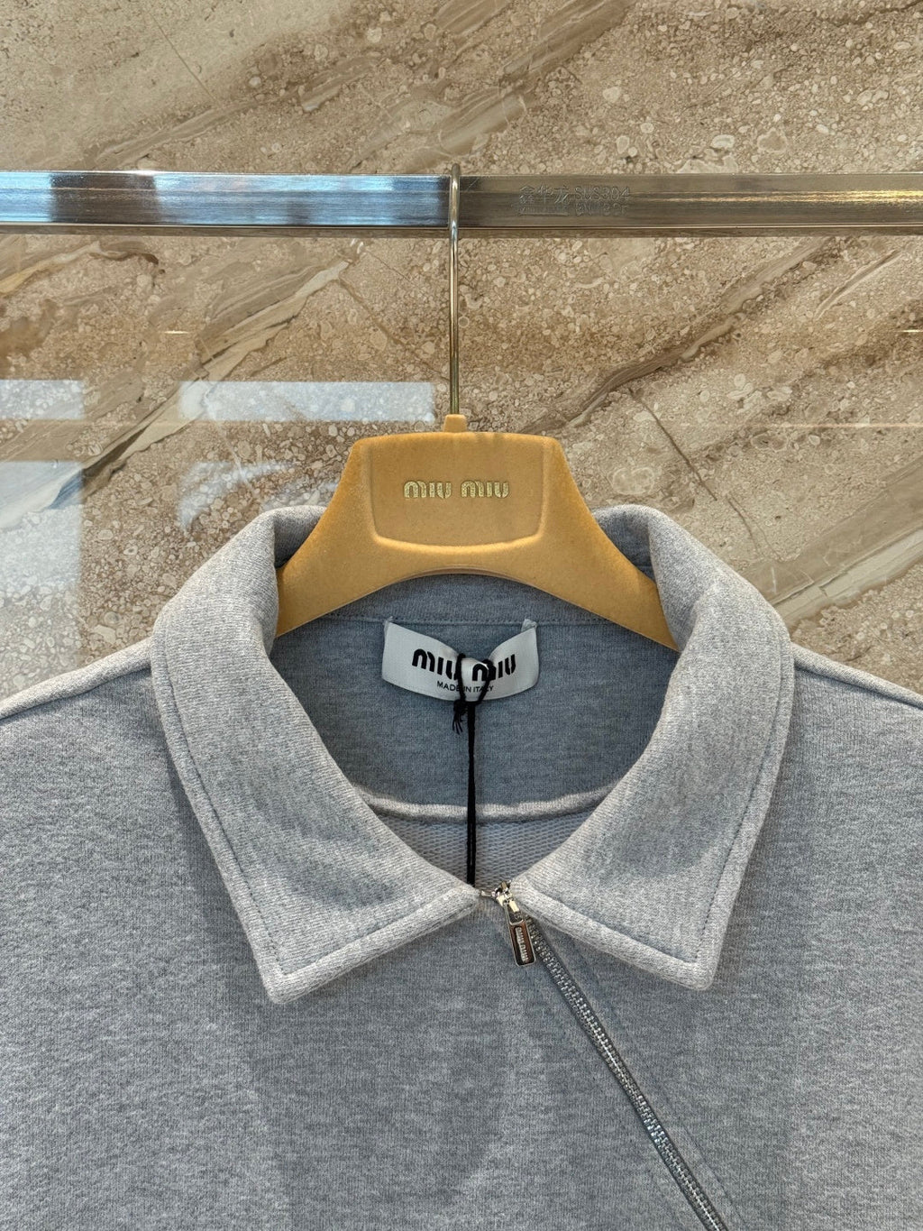 MIUMIU POLO SWEATSHIRT STYLE 652
