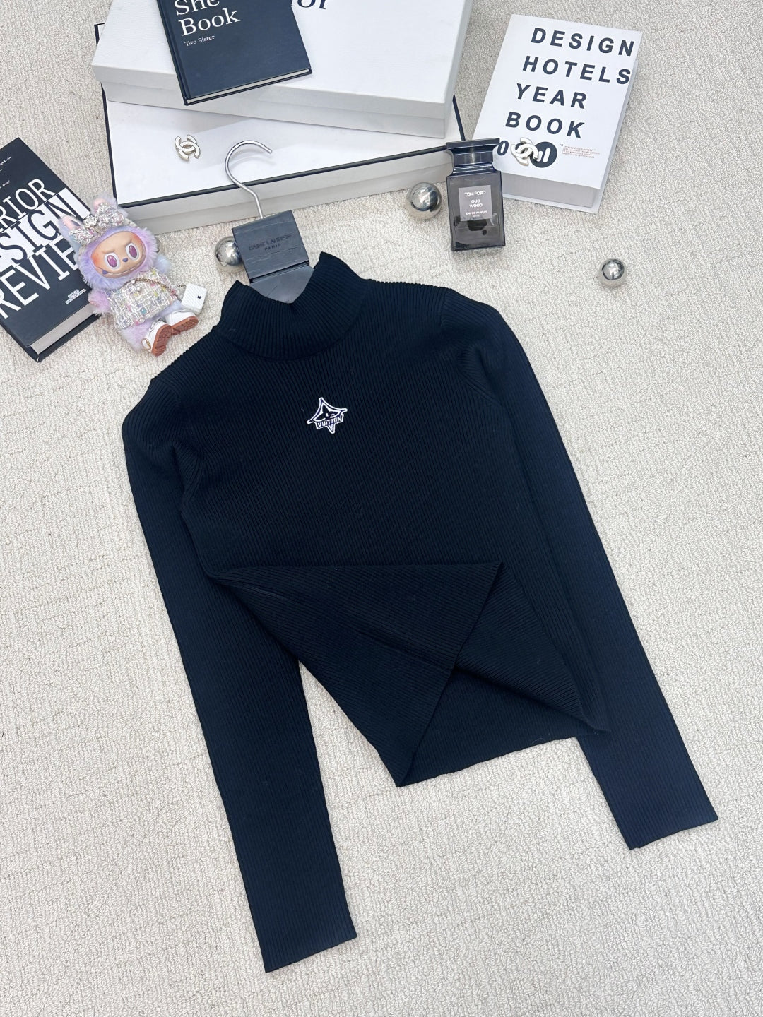LV 25S LOGO-EMBROIDERED SWEATER 0073