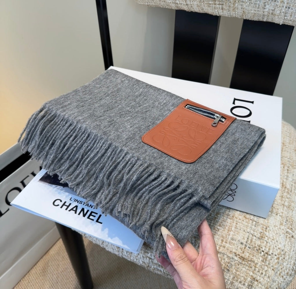 LOEWE 25S SCARF 180 IN CASHMERE 858212