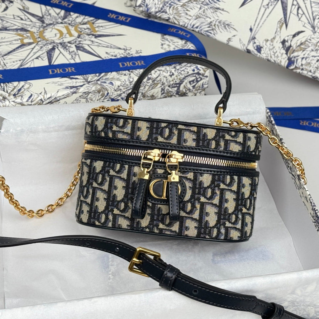 DIOR 25S 30 MONTAIGNE MINI VANITY CASE 16 IN BLUE DIOR OBLIQUE JACQUARD CANVAS