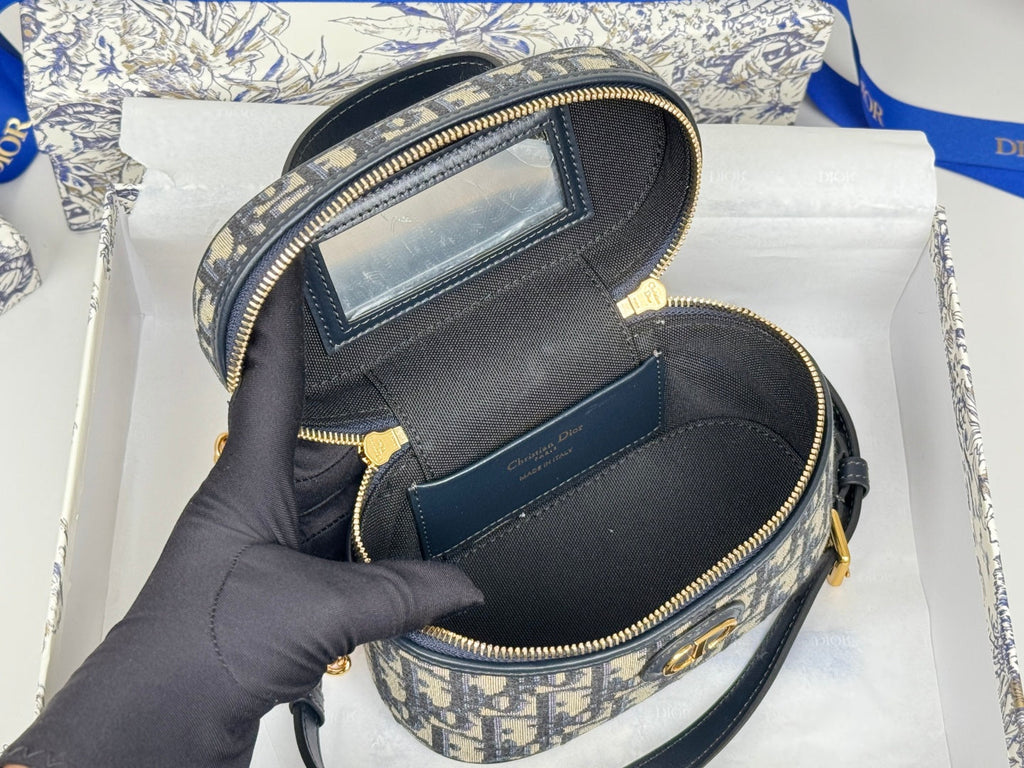DIOR 25S 30 MONTAIGNE MINI VANITY CASE 16 IN BLUE DIOR OBLIQUE JACQUARD CANVAS