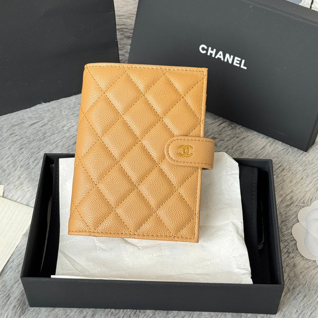 CHANEL 25S MULTI PURPOSE PASSPORT WALLET 15 IN GOLDEN CARAMEL CALFSKIN GOLD HARDWARE