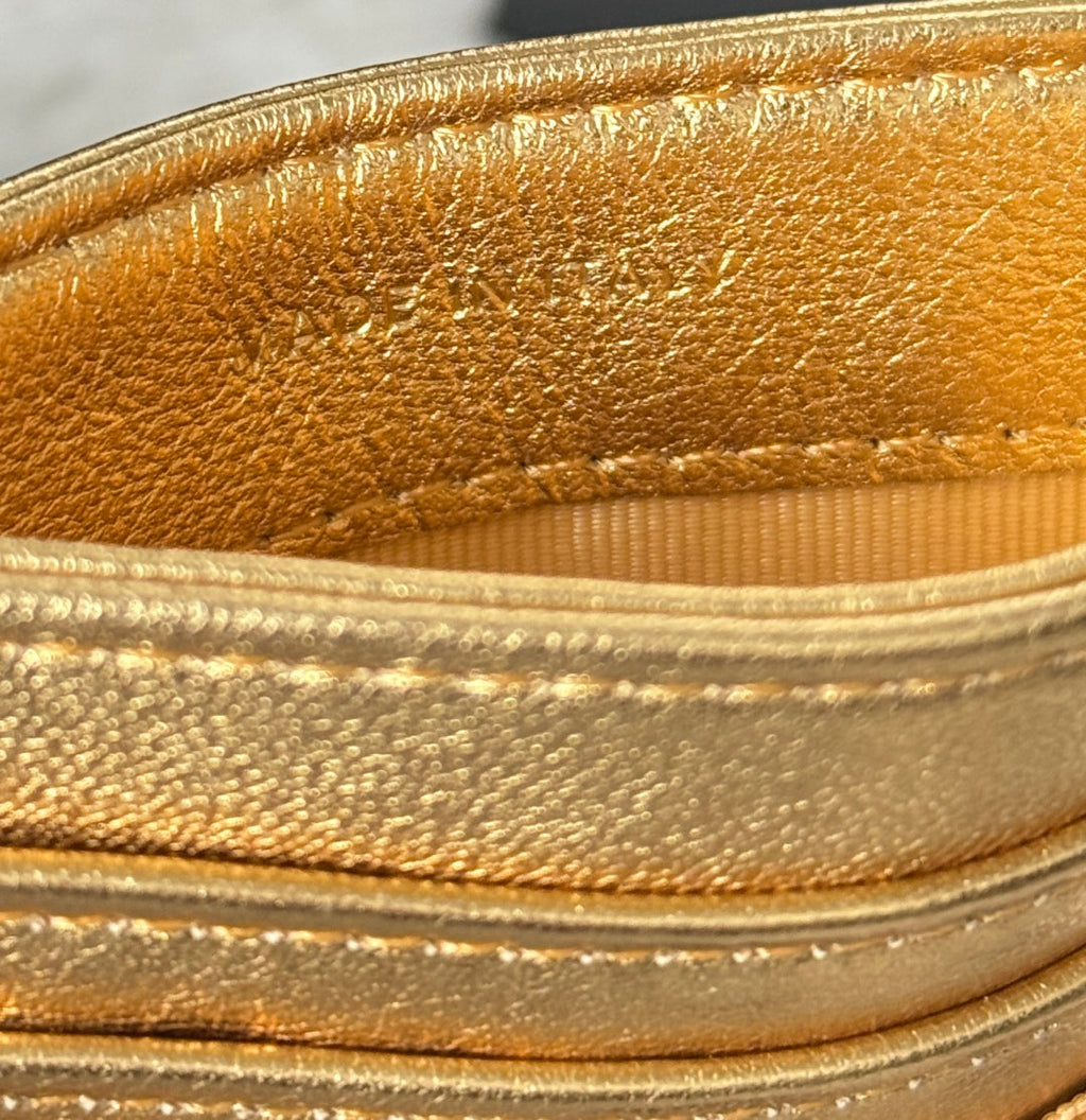 CHANEL 25S CARD HOLDER 11 IN GOLD LAMBSKIN GOLD HARDWARE