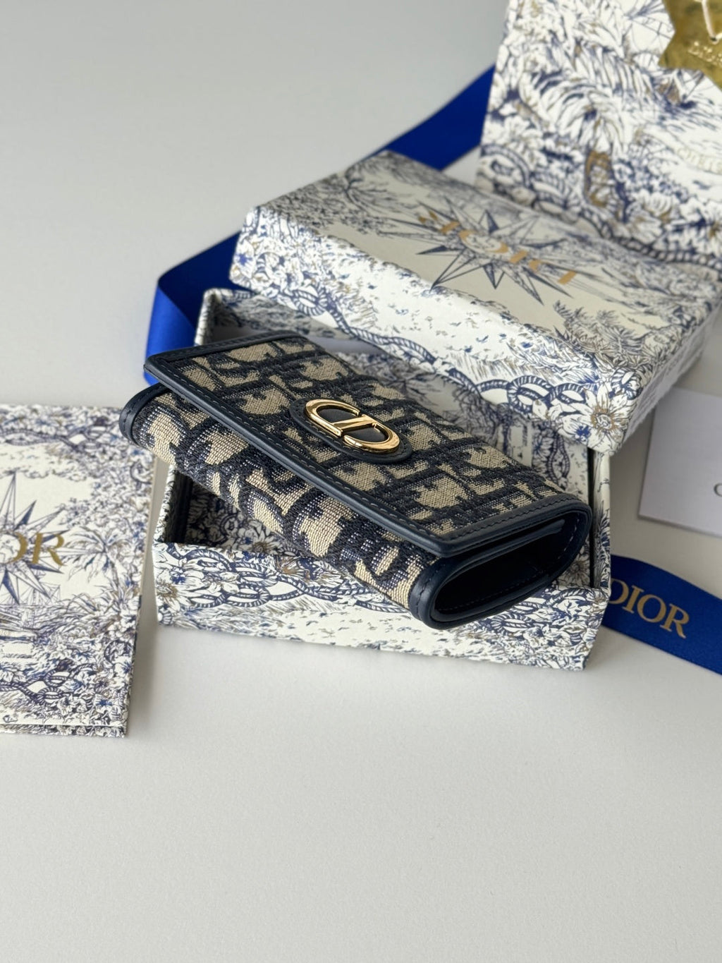 DIOR 25S CARO CARD HOLDER 11 IN BLUE CALFSKIN AND CANVAS GOLD HARDWARE