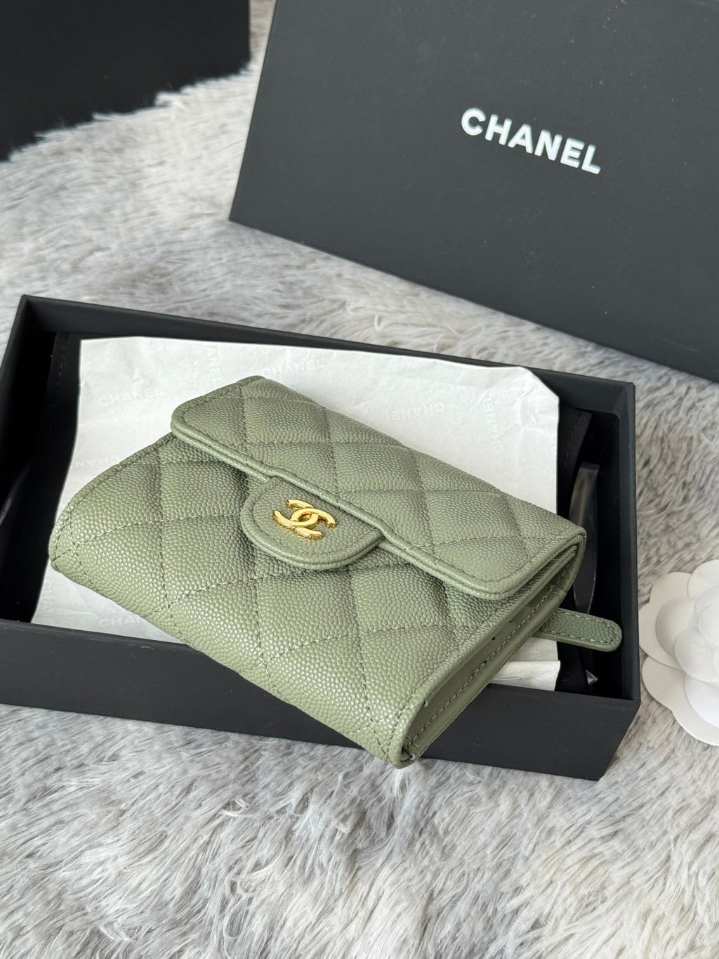 CHANEL 25S CF SMALL TRI FOLD WALLET 11 IN MOSS GREEN CAVIAR GOLD HARDWARE