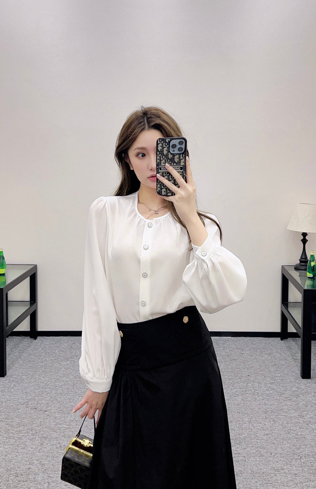 CHANEL 25S ROUND-NECK SHIRT 602