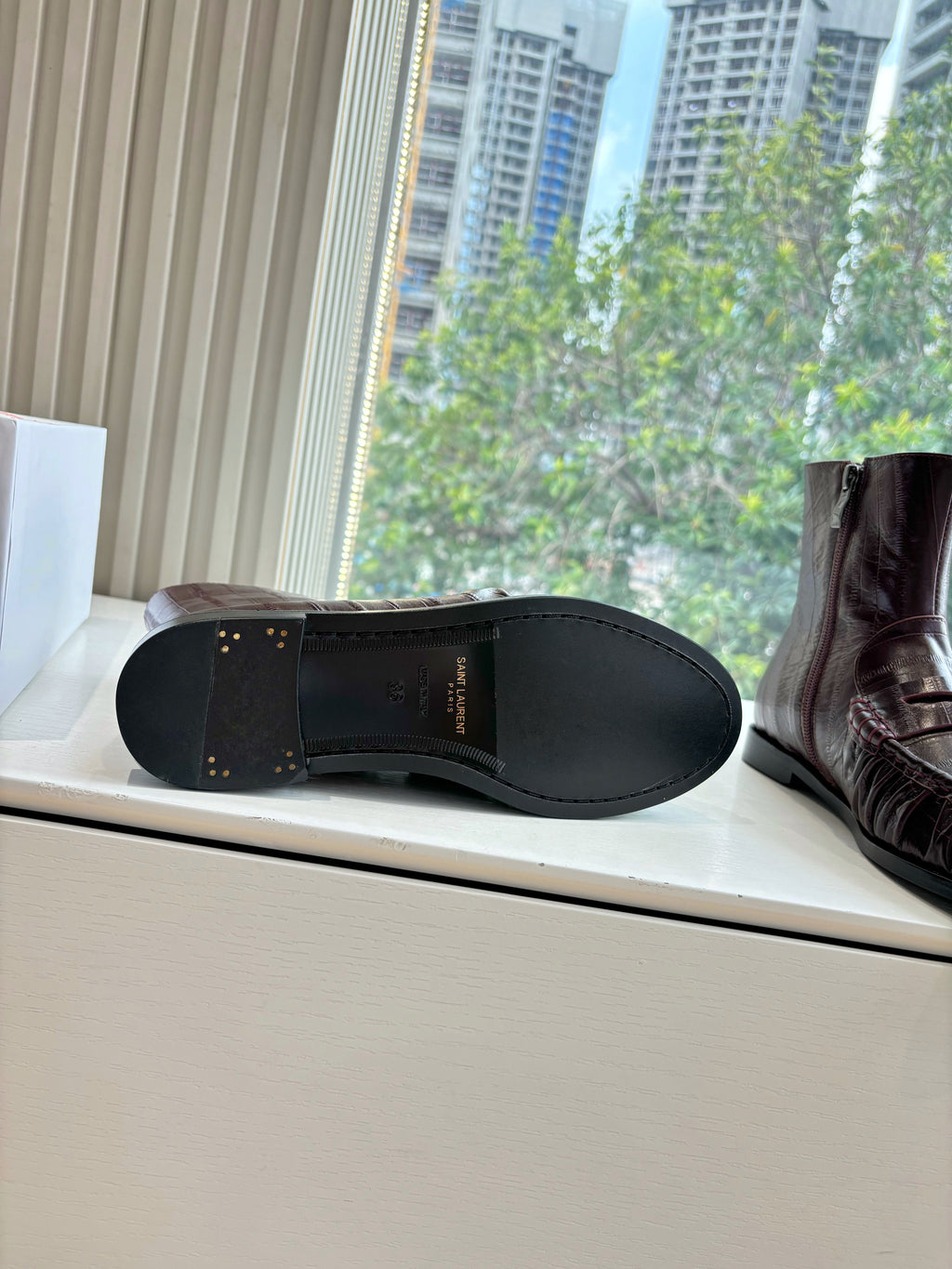 YSL 25S ANKLE FLAT BOOTS IN DEEP REDWOOD EMBOSSED LAMBSKIN WITH SIDE ZIPPER