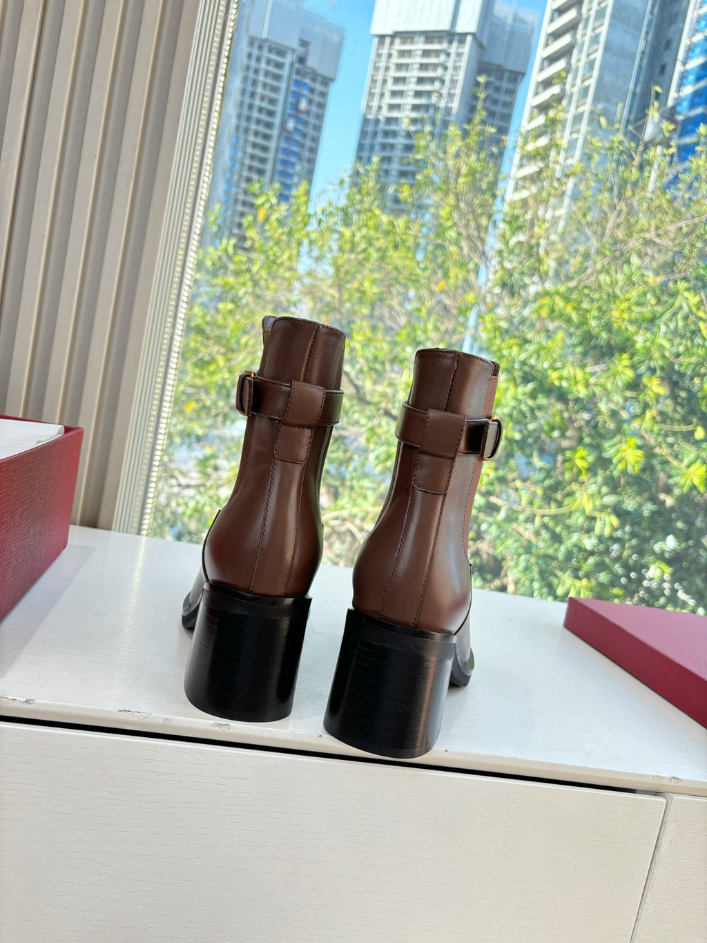 VALENTINO 25S SIGNATURE LOGO BOOTS 60 MM IN BROWN CALFSKIN WITH GOLD HARDWARE