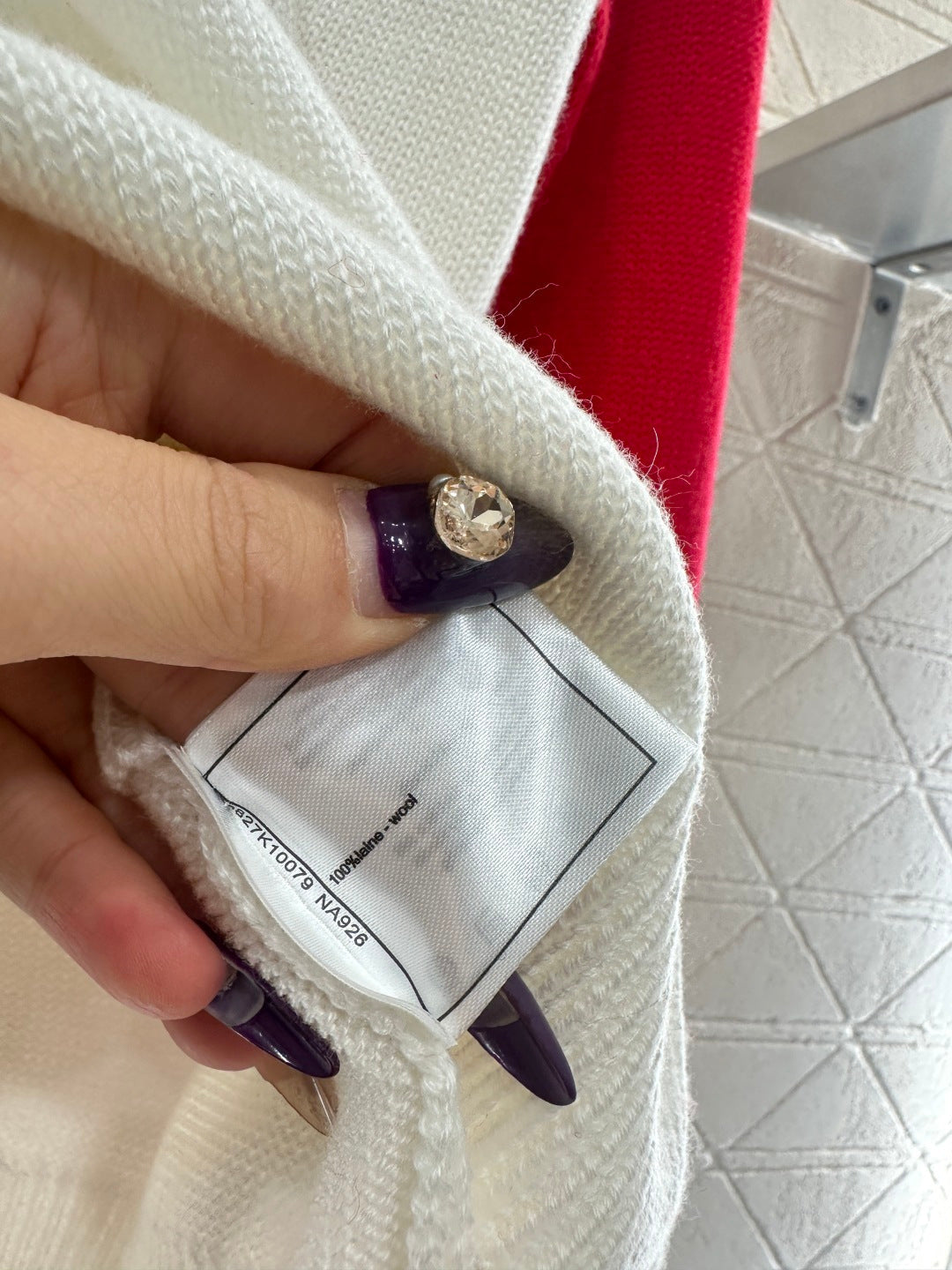 CHANEL 25S LONG-SLEEVE ROUND-NECK SWEATER 507