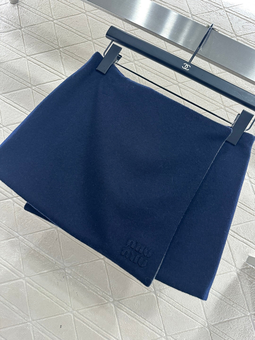 MIUMIU SKIRT STYLE 824