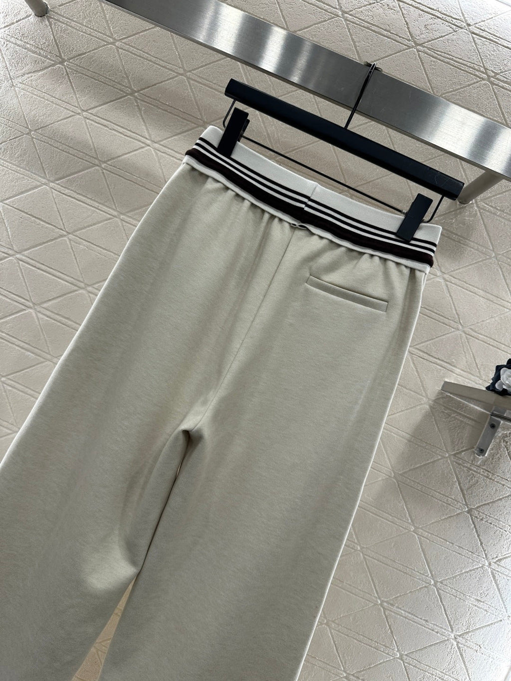 MIUMIU PANTS STYLE 767