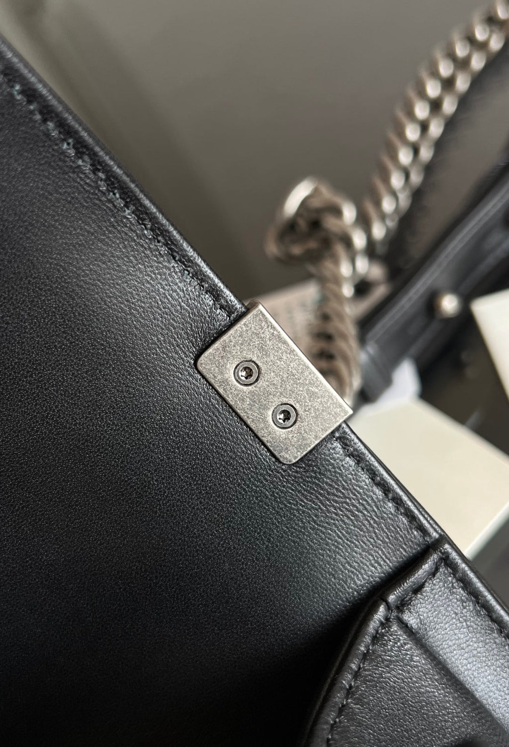 CHANEL 25S BOY BAG 20 IN BLACK LAMBSKIN