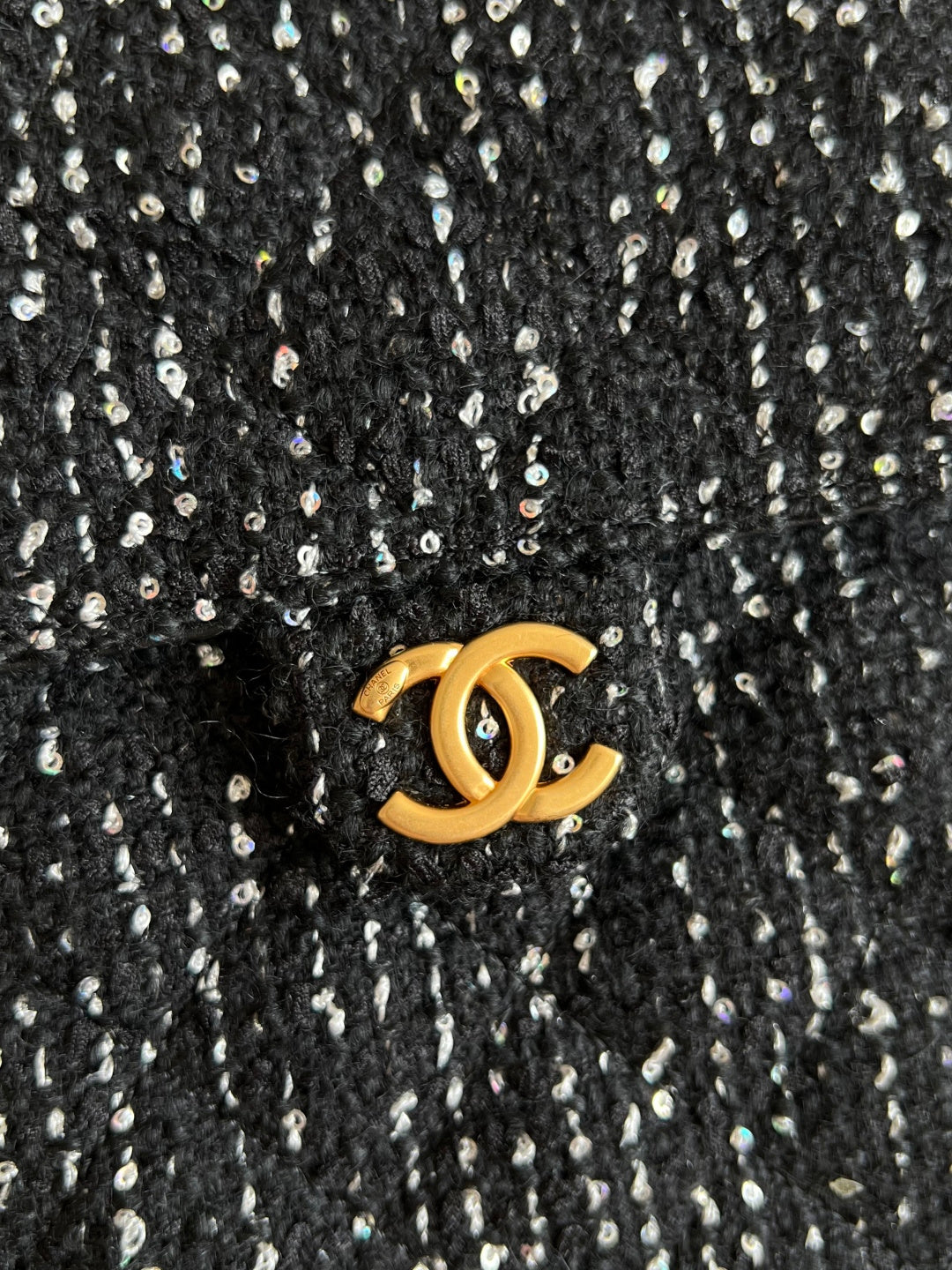 CHANEL 25S HOBO BAG 40 IN BLACK TWEED WITH GOLD HARDWARE