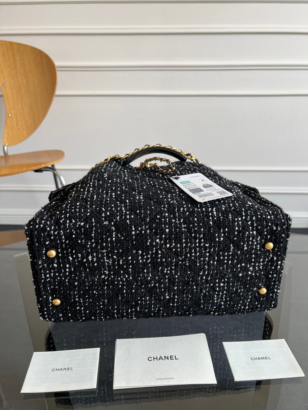 CHANEL 25S HOBO BAG 40 IN BLACK TWEED WITH GOLD HARDWARE