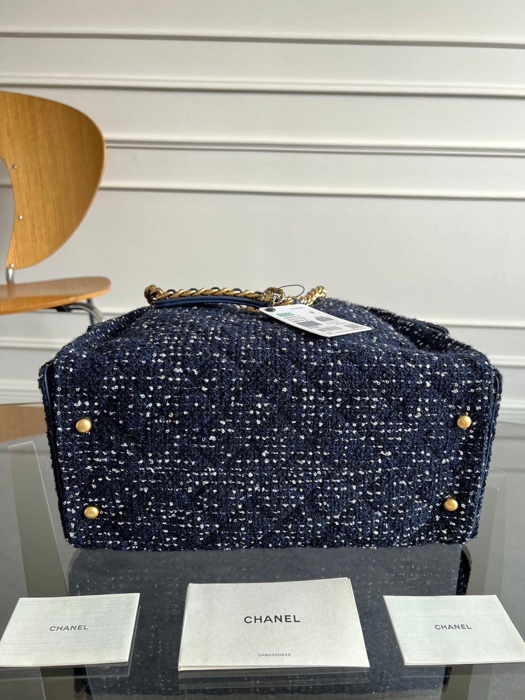 CHANEL 25S HOBO BAG 40 IN NAVY BLUE TWEED WITH GOLD HARDWARE