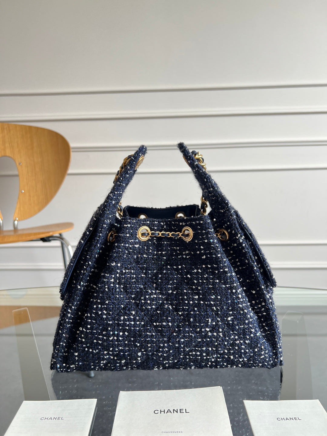 CHANEL 25S HOBO BAG 30 IN NAVY BLUE TWEED WITH GOLD HARDWARE