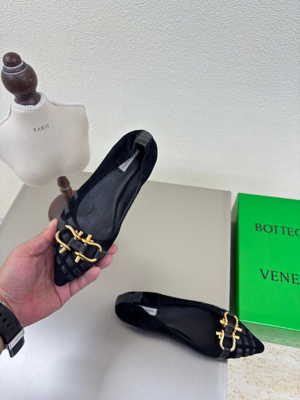 BALLET FLAT IN BLACK SUEDE