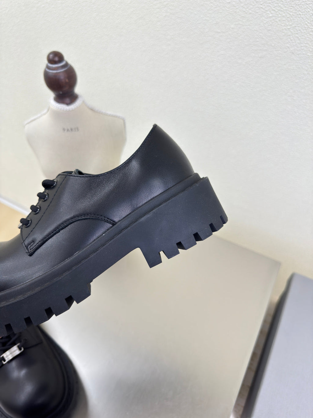 STOMPER DERBY IN BLACK SOFT LAMBSKIN