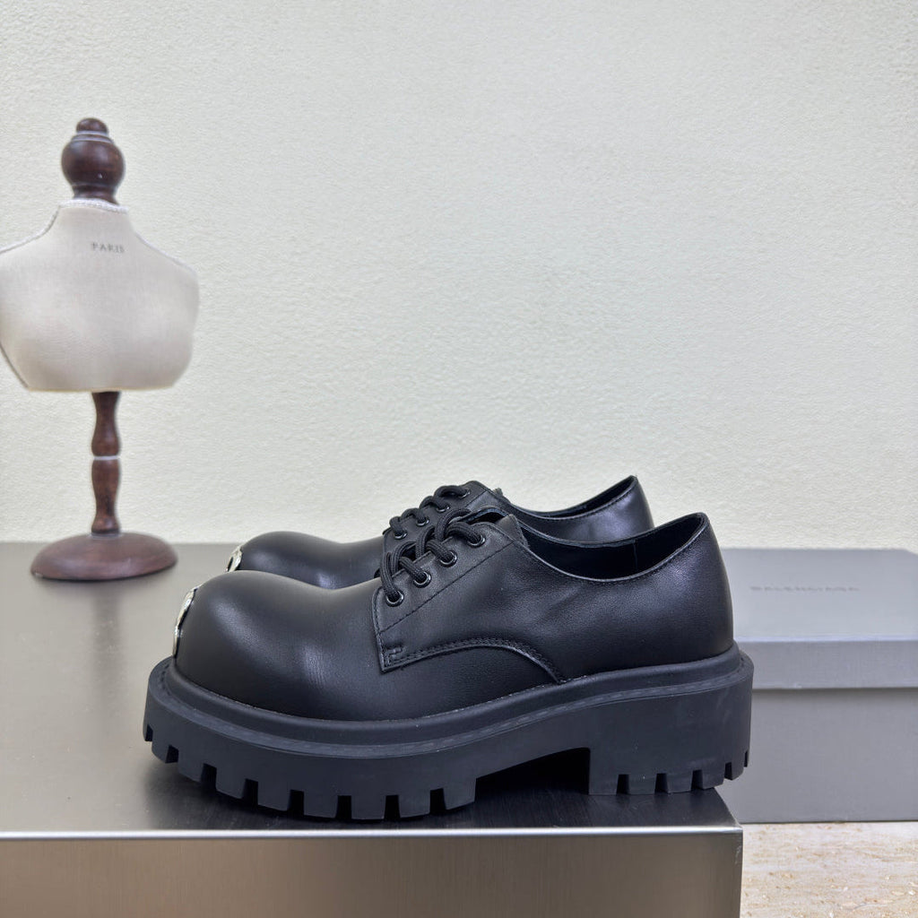 STOMPER DERBY IN BLACK SOFT BULLSKIN