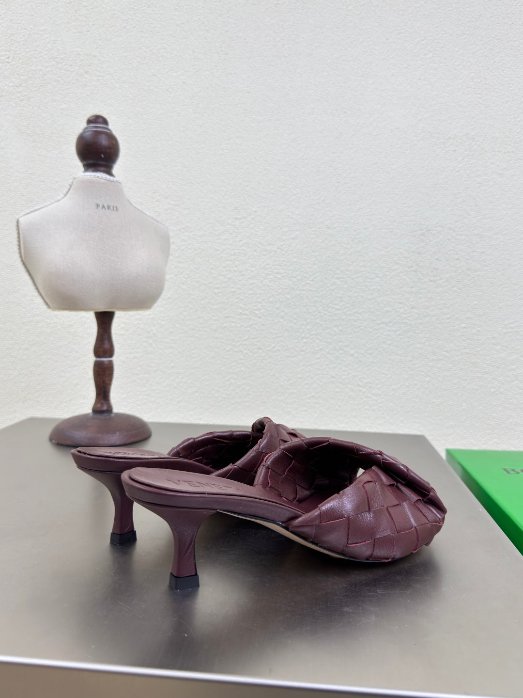 BLINK HIGH 5 CM MULE IN MAHOGANY RED INTRECCIATO LEATHER