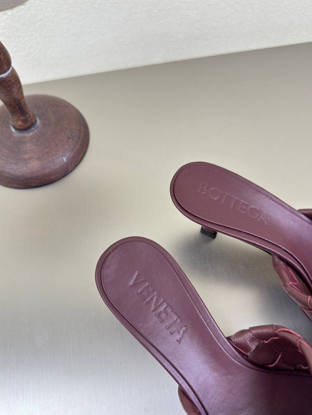 BLINK HIGH 5 CM MULE IN MAHOGANY RED INTRECCIATO LEATHER