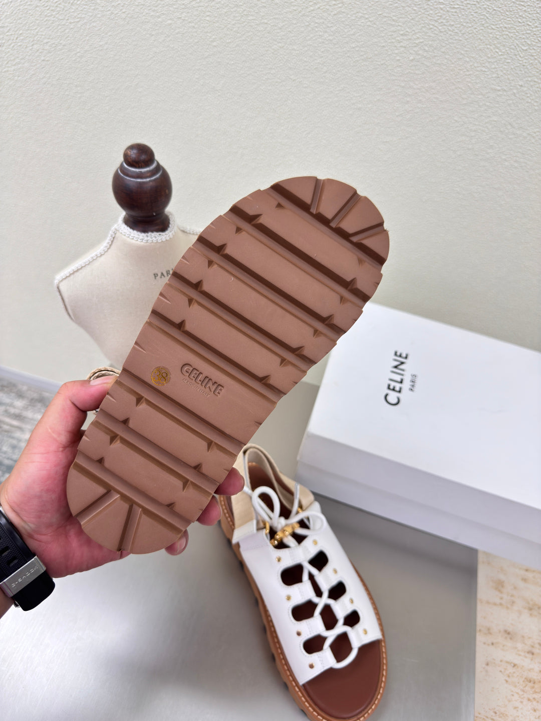 CELINE 25S BILLIE CHUNKY SANDAL IN WHITE CALFSKIN AND TEXTILE