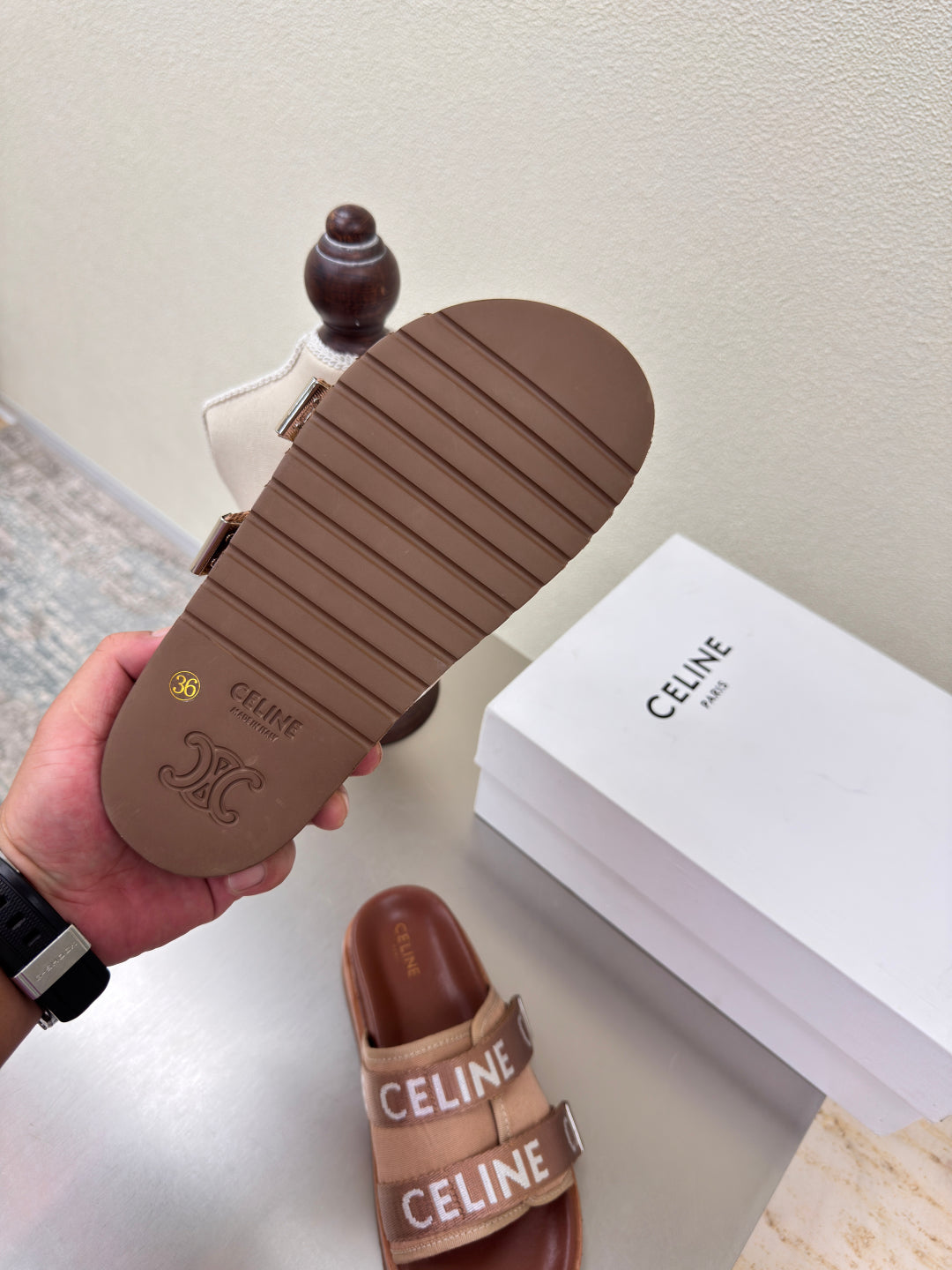 CELINE 25S FLAT SANDALS ARC DE TRIOMPHE IN BROWN CALFSKIN AND CANVAS