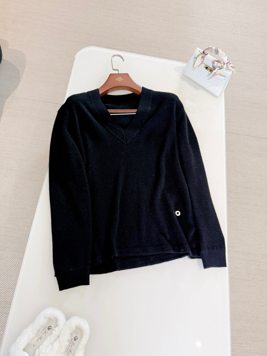 HERMES 25S V-NECK PULLOVER SWEATER 307