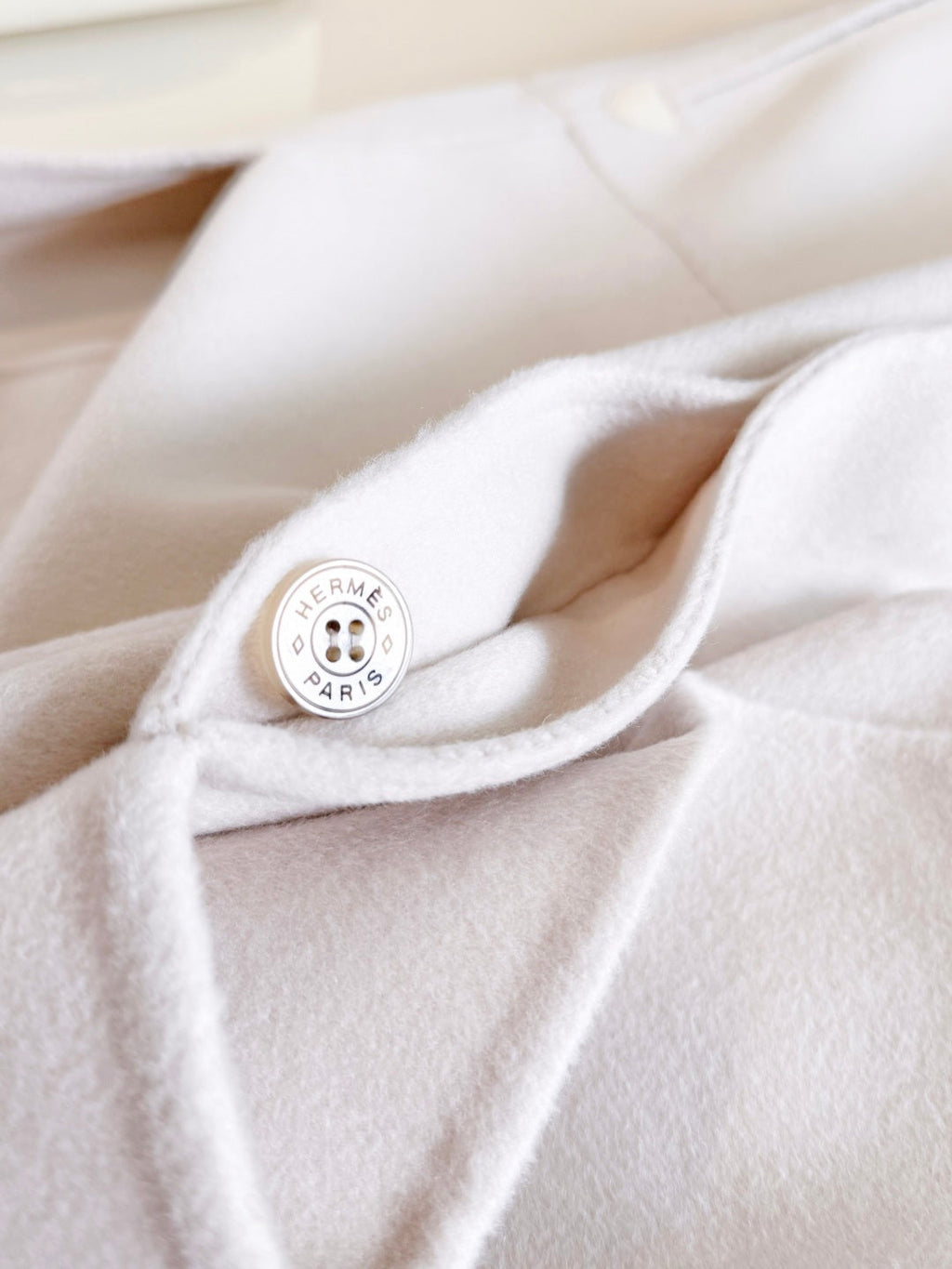 HERMES 25S REVERSIBLE SLEEVELESS COAT 258