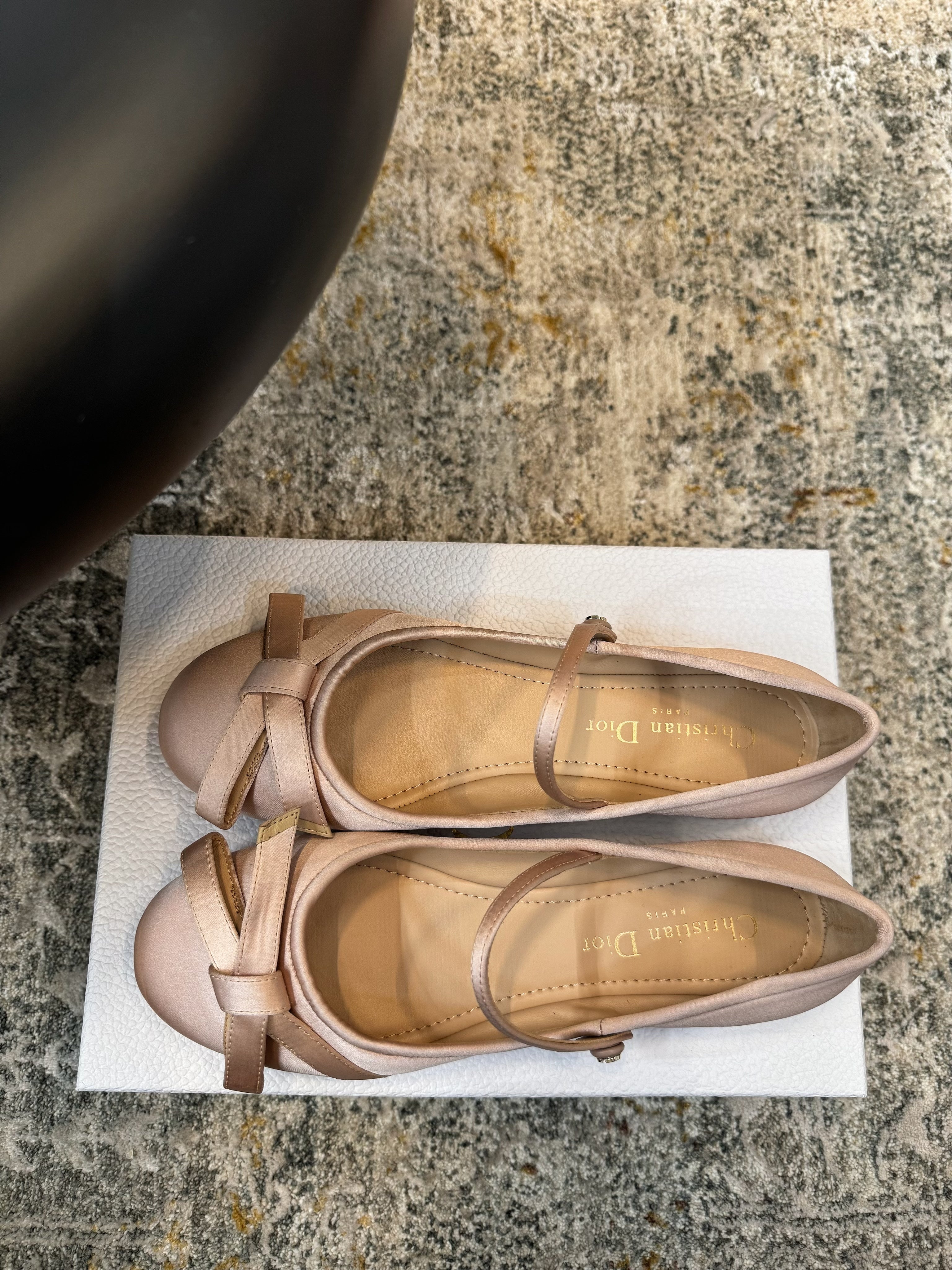 DIOR 25S LOVELY‑D BALLET FLAT 10MM IN NUDE SATIN